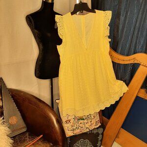 NWOT!!  AELSON Yellow Allover Eyelet Mini w/shorts